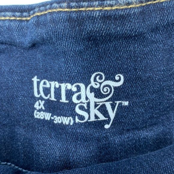 New Womens Terra & Sky 4X Plus Pull On Shorts Denim Extreme Dark Burmuda 4010 - Picture 4 of 8